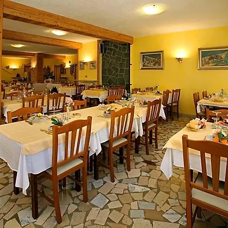 Savoia Debili Hotell Oulx